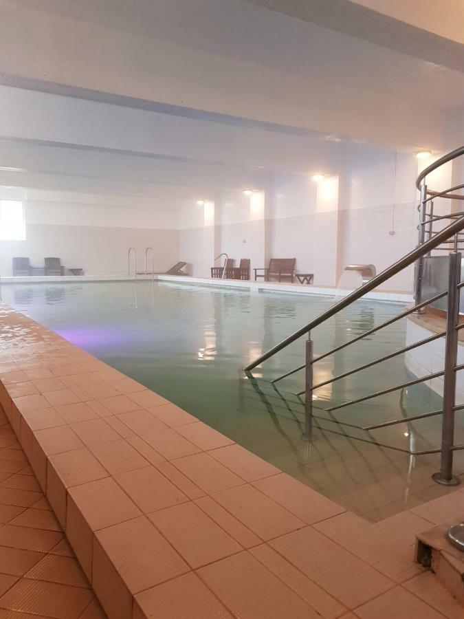 Hotel Domogled Băile Herculane エクステリア 写真